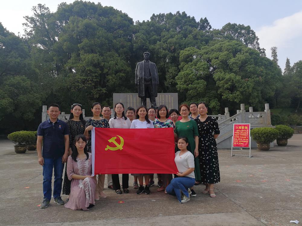 0c4dcfceae2f4795904a1a300daf139c.jpg